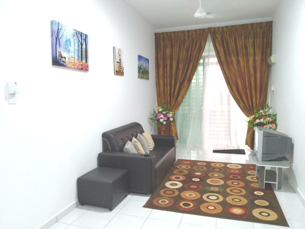 Wany Homestay & Guest House Sungai Petani Exterior photo